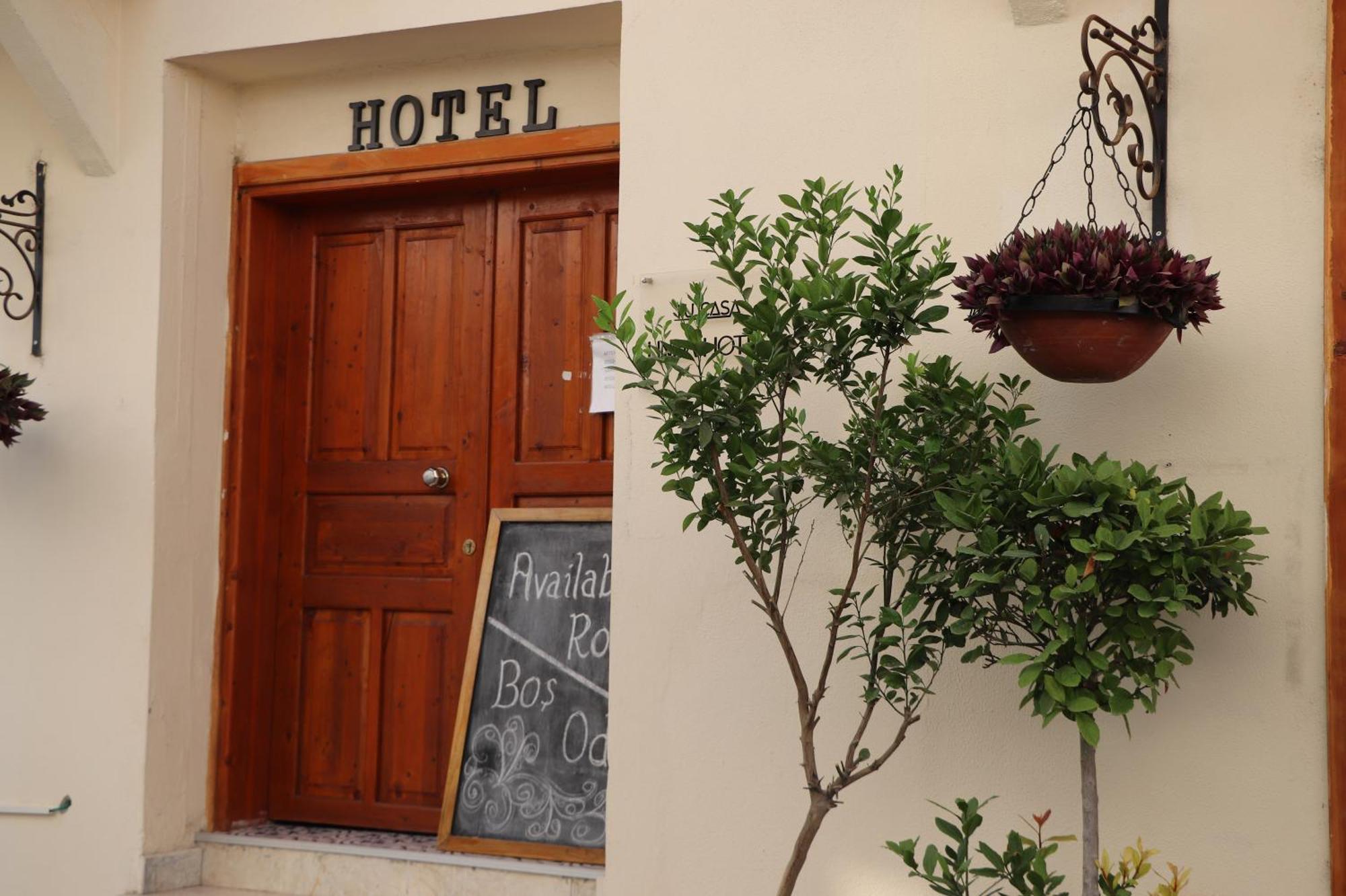 Tu Casa Linda Hotel Анталия Екстериор снимка