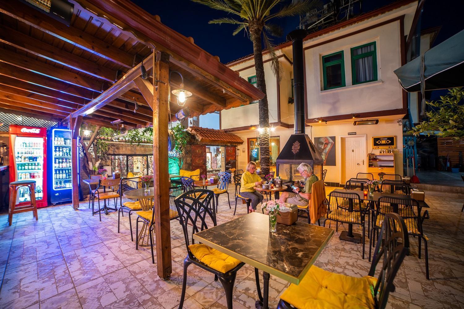 Tu Casa Linda Hotel Анталия Екстериор снимка